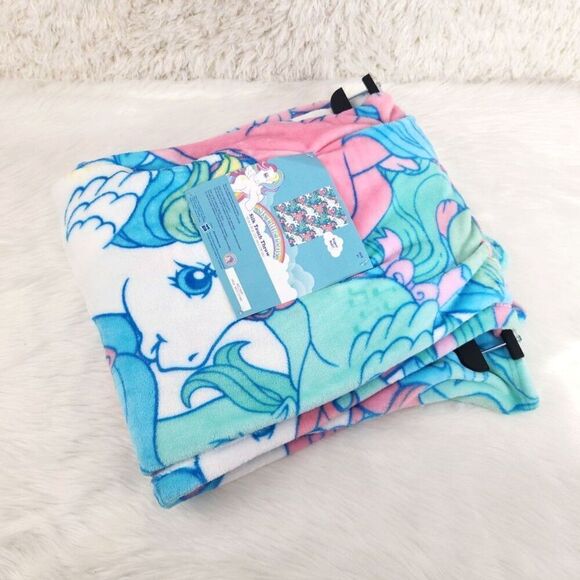 {My Little Pony} Plush Throw {Blanket} - Picture 4 of 5